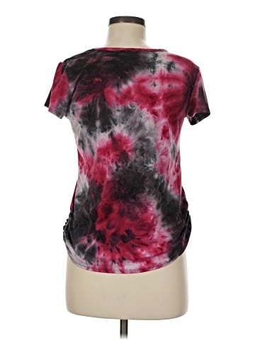 Star Vixen Short Sleeve T-Shirt (view 2)