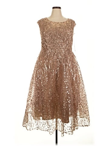 Mac Duggal Cocktail Dress (view 1)