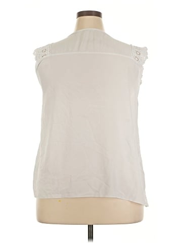 Unbranded Sleeveless Blouse (view 2)