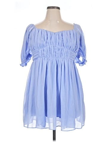 Abercrombie & Fitch Casual Dress (view 1)