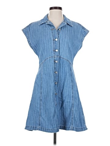 Universal Thread Casual Dress (view 1)