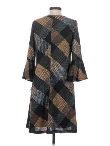 Sandra Darren Casual Dress (view 2)