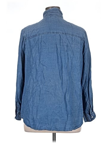 Croft & Barrow Long Sleeve Button-Down Shirt (view 2)