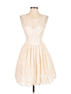 Chi... Chi Cocktail Dress