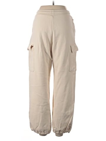 Uniqlo Cargo Pants (view 2)