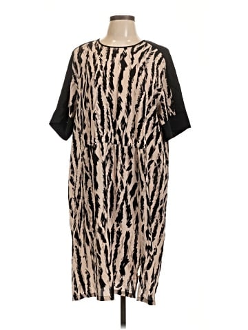 BCBGMAXAZRIA Casual Dress (view 1)