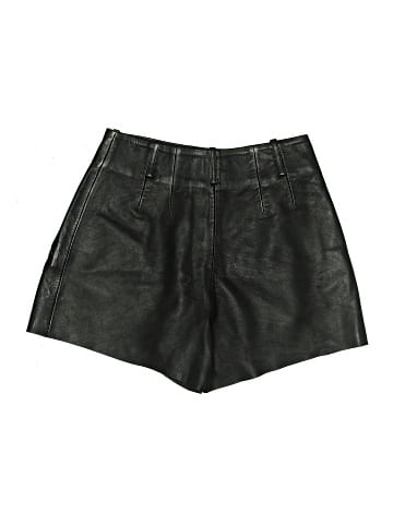 Veda Shorts (view 2)