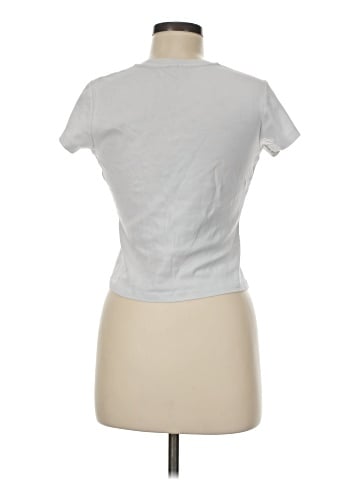 Uniqlo Short Sleeve T-Shirt (view 2)