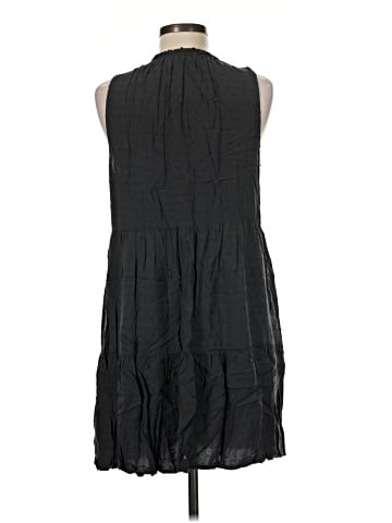 Old Navy Casual Dress (view 2)