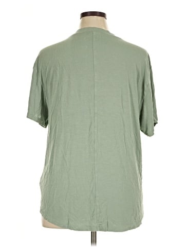 American Eagle Outfitters Short Sleeve T-Shirt (view 2)