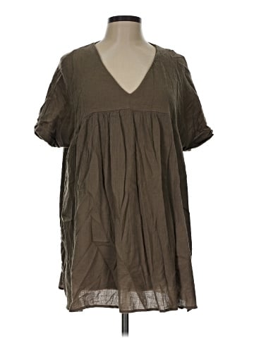 Listicle Short Sleeve Blouse (view 1)