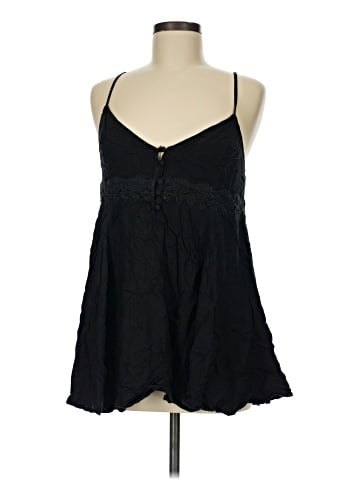 Urban Outfitters Casual Dress (view 1)