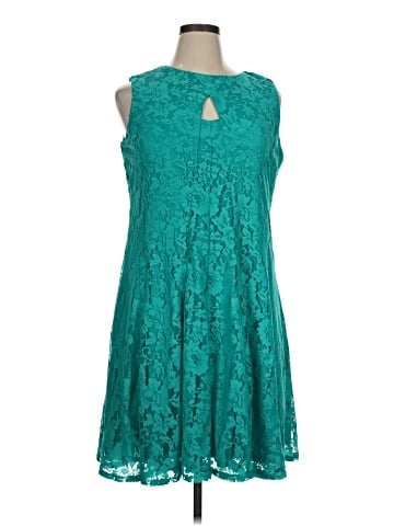 Danny And Nicole Cocktail Dress (view 1)
