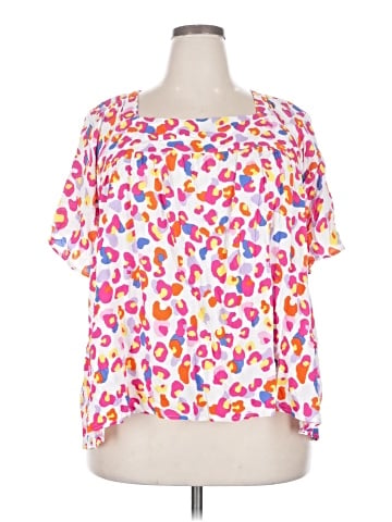 Emily Wonder Short Sleeve Blouse (view 1)