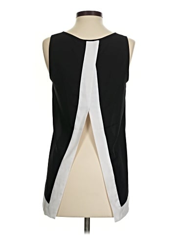 Express Outlet Sleeveless T-Shirt (view 2)