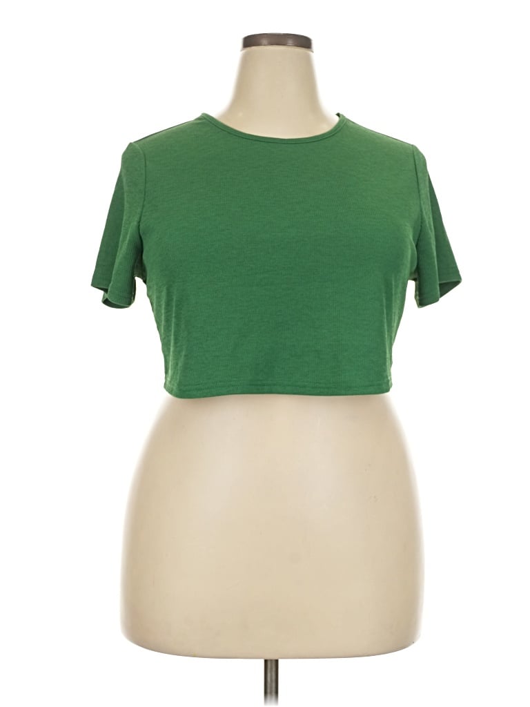Pre-owned Shein Curve Short Sleeve T-shirt In Green