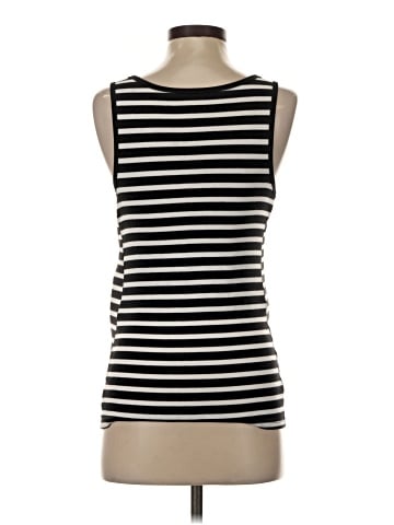 Time and Tru Tank Top (view 2)