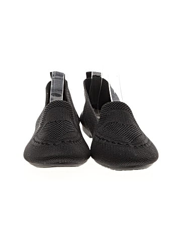 Unbranded Flats (view 2)