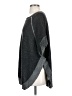 Alice + Olivia Gray Poncho Size XS - photo 5