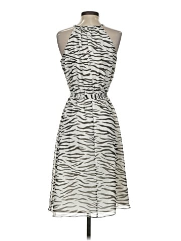 Banana Republic Factory Store Casual Dress (view 2)