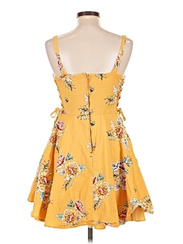 Charlotte Russe Casual Dress (view 2)