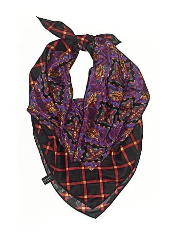 The Specialty House scarf (view 1)