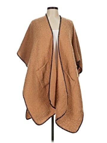 Do Everything in Love Poncho (view 1)