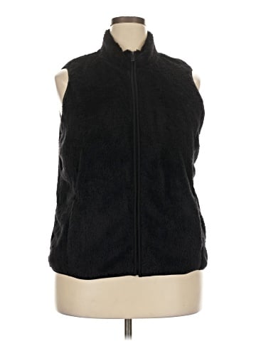 Croft & Barrow Vest (view 1)