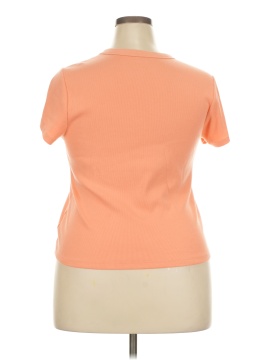 Old Navy Short Sleeve T-Shirt (view 2)