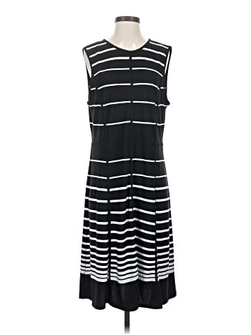 Sandra Darren Casual Dress (view 1)