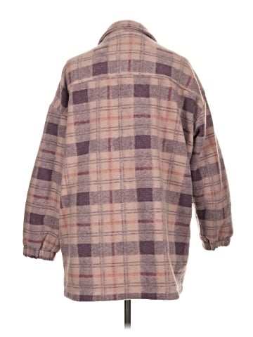Universal Thread Coat (view 2)