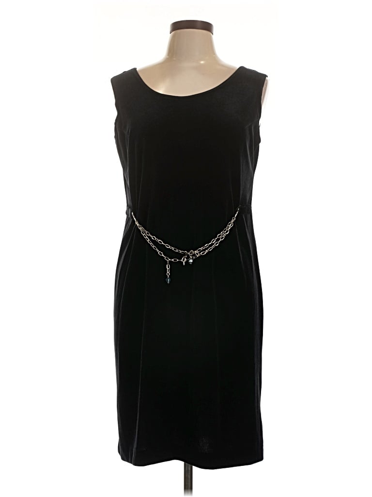 Pre-owned R & M Richards Cocktail Dress In Black