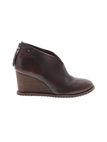 Trask Wedges (view 1)
