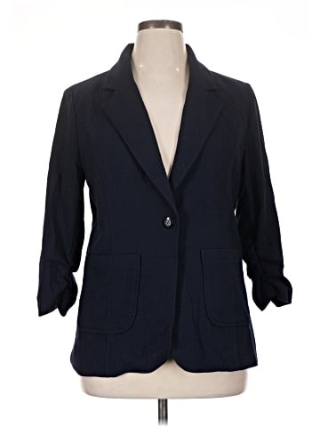 Amanda + Chelsea Blazer (view 1)