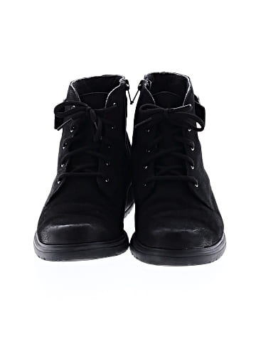 Munro American Ankle Boots (view 2)