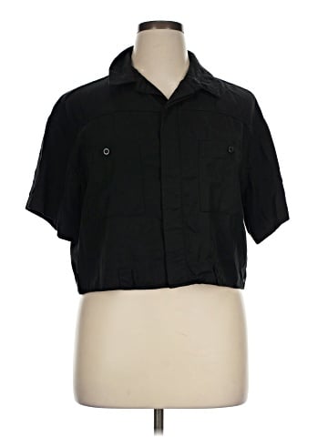 Vetta Short Sleeve Button-Down Shirt (view 1)