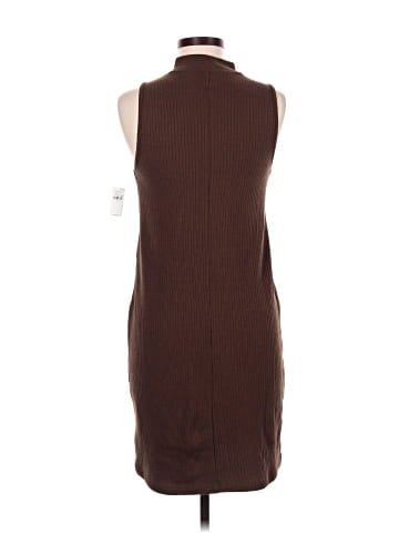 Old Navy Casual Dress (view 2)