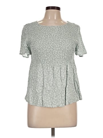 Urban Romantics Short Sleeve Top (view 1)