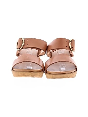 Mariella Wedges (view 2)