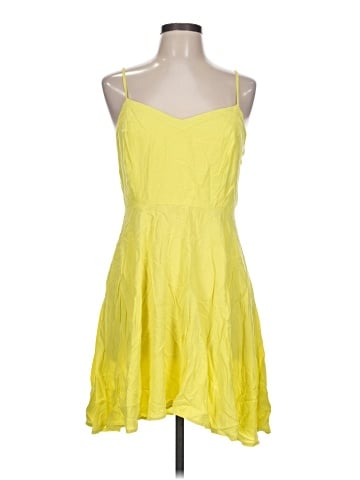 Old Navy Casual Dress (view 1)