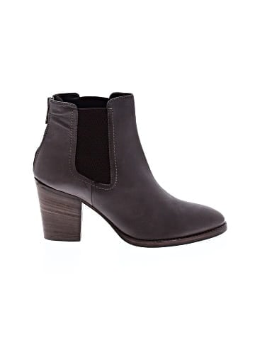 AQUATALIA Ankle Boots (view 1)
