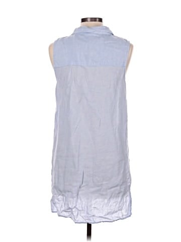 Tahari Sleeveless Button-Down Shirt (view 2)