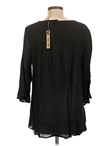 Coco + Carmen 3/4 Sleeve Top (view 2)