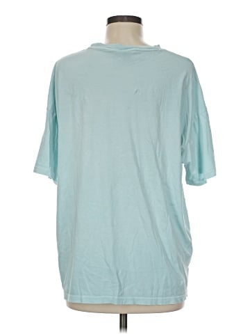 American Eagle Outfitters Short Sleeve T-Shirt (view 2)