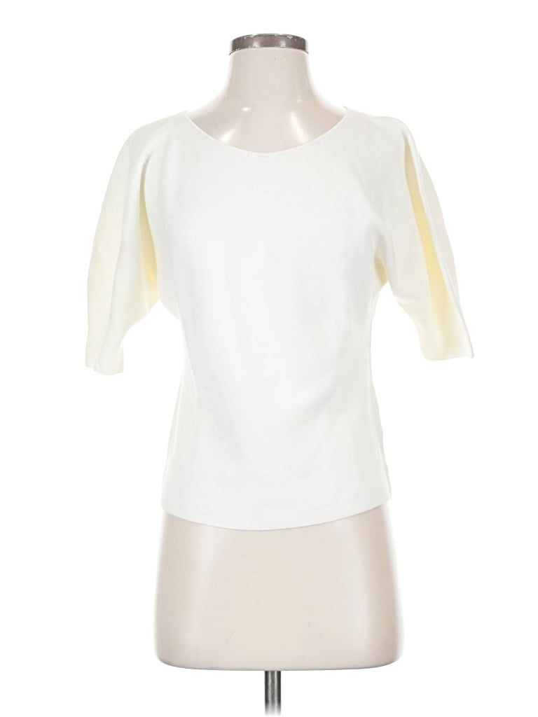 Pre-owned Uniqlo Short Sleeve T-shirt In Ivory