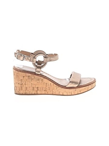 Bernardo Wedges (view 1)