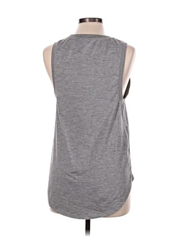 Gap Fit Sleeveless T-Shirt (view 2)