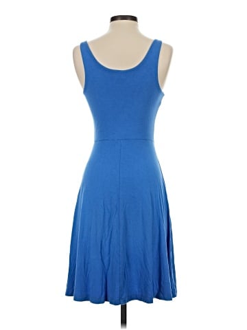 Old Navy Casual Dress (view 2)