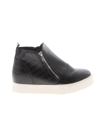 SODA Sneakers (view 1)