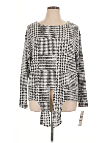 Skye's The Limit Pullover Sweater (view 1)